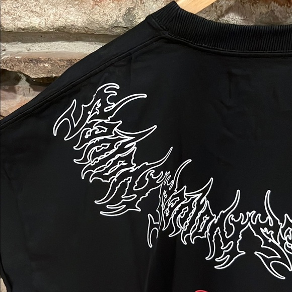 Darc Sport Core Black Grunge Cutoff Sleeve Wolves Forever Graphic Tee - Picture 9 of 12